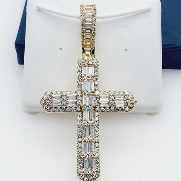 "14K Gold Plated Cubic Zircon Pendant, EVBRS609